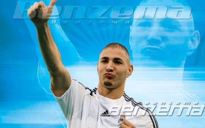 爱游戏精华-丹麦队教练赛后采访金句频出